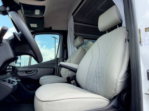 Used 2023 Mercedes-Benz Sprinter 2500 image 15