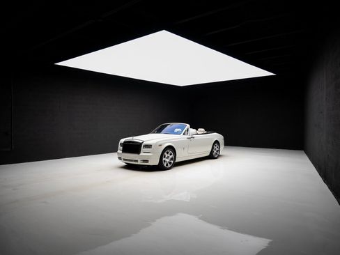 Used 2013 Rolls-Royce Phantom Drophead Coupe RWD image 5