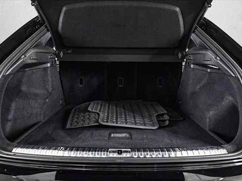 Used 2021 Audi Q3 2.0T Premium Plus image 6