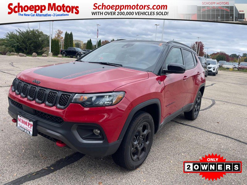 Used 2024 Jeep Compass Trailhawk AWD/4WD image 1