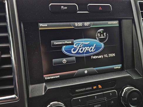 Used 2015 Ford F150 XLT w/ Equipment Group 302A Luxury image 17