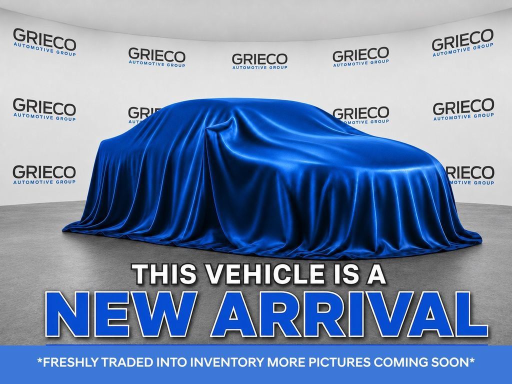 Used 2025 Hyundai Elantra SEL FWD image 1