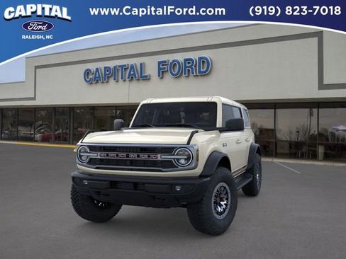 New 2026 Ford Bronco Outer Banks w/ Sasquatch Package AWD/4WD image 2