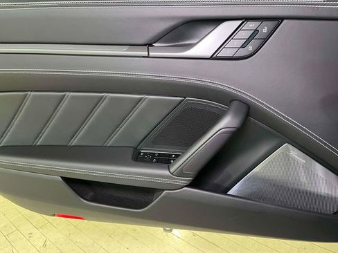 Certified 2026 Porsche 911 Targa 4S AWD/4WD image 33