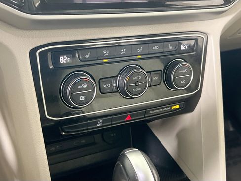Used 2022 Volkswagen Atlas SE AWD/4WD image 15