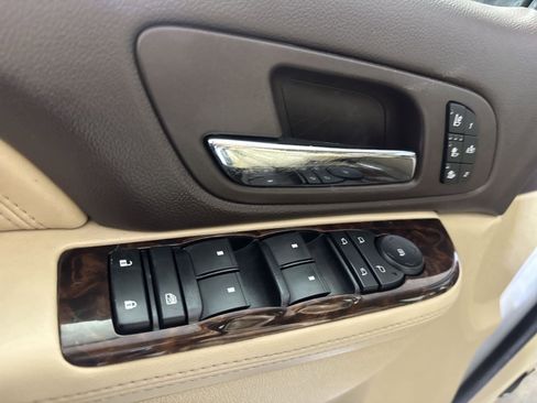 Used 2014 GMC Yukon Denali image 15