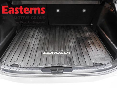 Used 2022 Toyota Corolla SE image 9