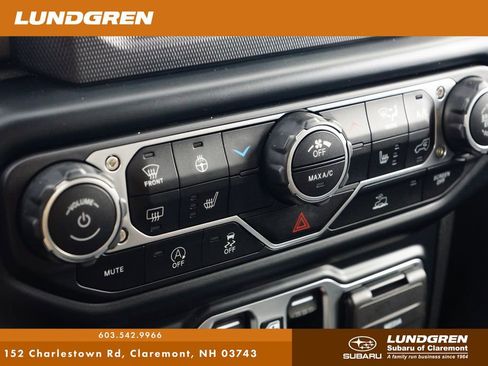 Used 2023 Jeep Gladiator Sport image 37