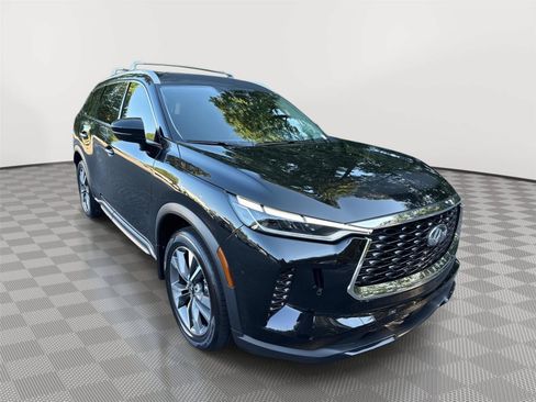 Used 2025 INFINITI QX60 Luxe w/ Cargo Package FWD image 4