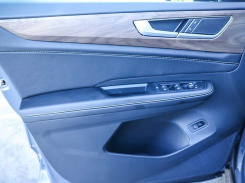 New 2026 Volkswagen Atlas SE image 31