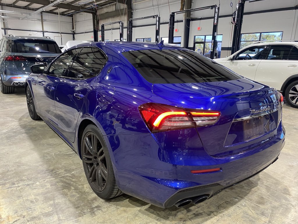 Used 2022 Maserati Ghibli Modena RWD image 17