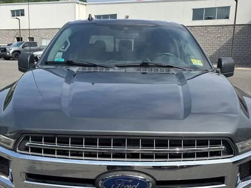 Used 2019 Ford F150 XLT w/ Equipment Group 302A Luxury AWD/4WD image 15