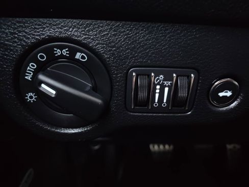 Used 2021 Dodge Challenger R/T Scat Pack image 11