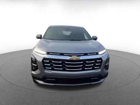 Used 2025 Chevrolet Equinox LT image 4