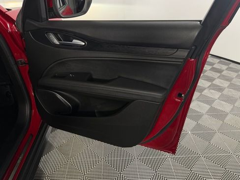 Used 2022 Alfa Romeo Stelvio Sprint RWD image 30