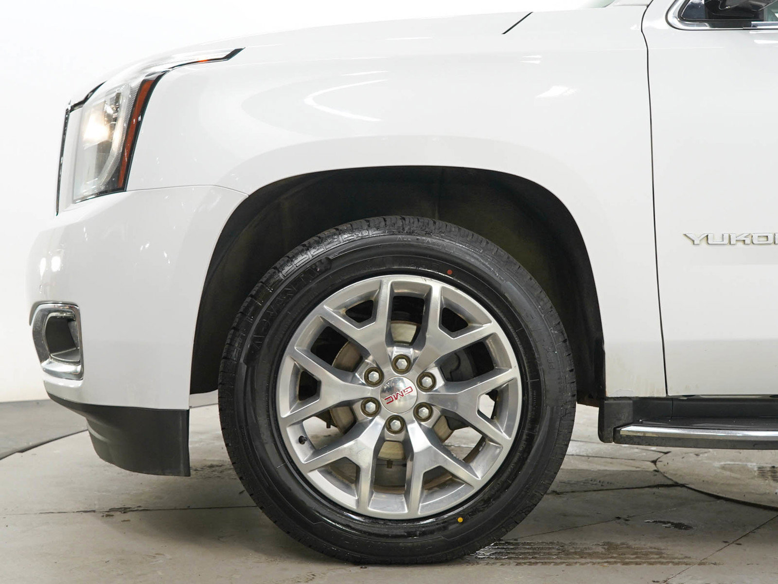 Used 2019 GMC Yukon XL SLT AWD/4WD image 28