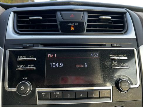 Used 2017 Nissan Altima 2.5 S w/ Power Driver Seat Package image 17