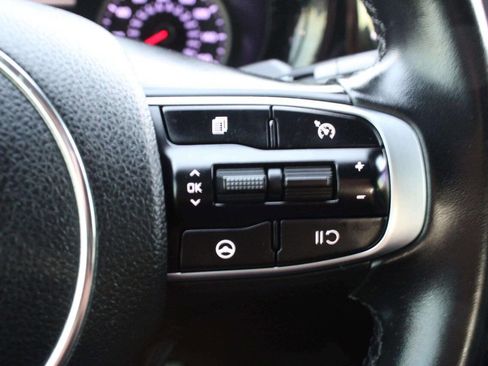 Used 2022 Kia K5 GT-Line image 17