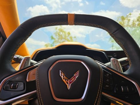 Used 2023 Chevrolet Corvette Stingray Premium Conv w/ Z51 Performance Package RWD image 22