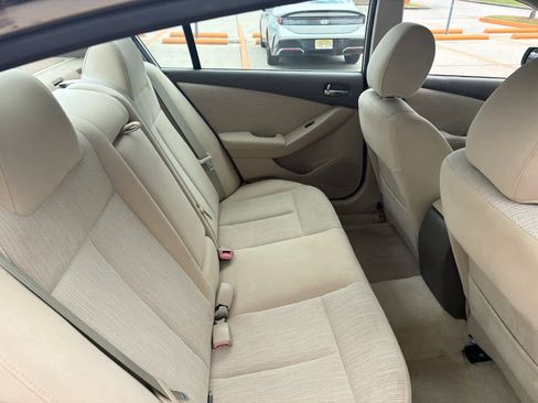 Used 2012 Nissan Altima 2.5 S w/ Enhanced Security Pkg image 24