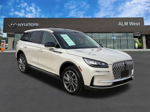 Used 2024 Lincoln Corsair FWD w/ Equipment Group 101A image 3