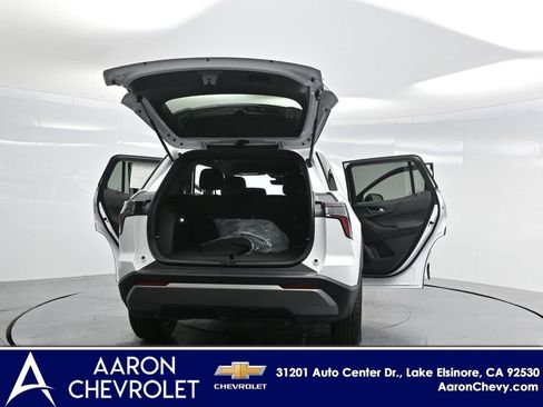 New 2026 Chevrolet Equinox LT w/ Safety and Technology Package image 31