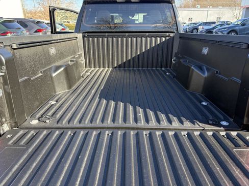 Used 2025 Toyota Tacoma TRD Off-Road image 24