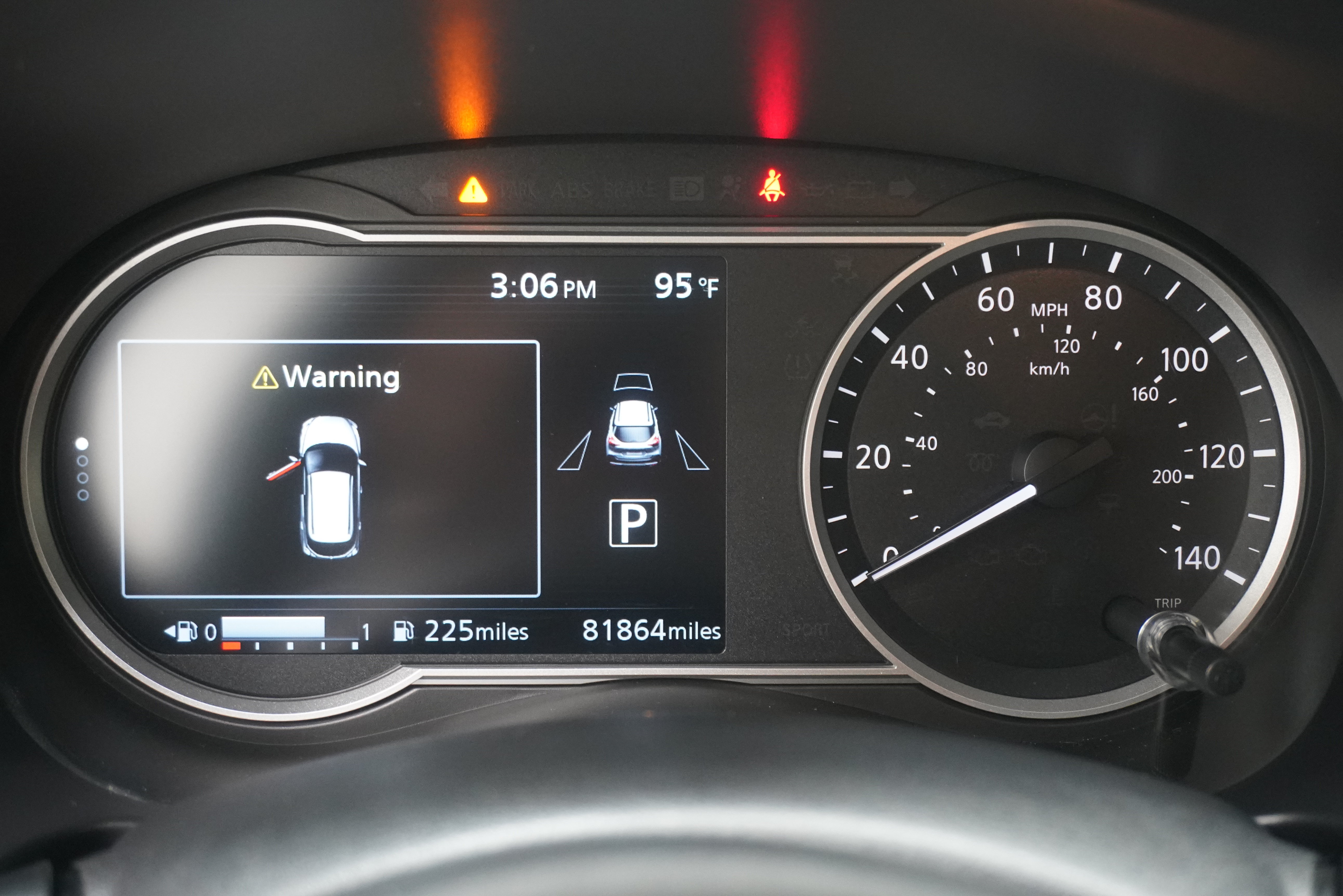 Used 2019 Nissan Kicks SR w/ SR Premium Package FWD image 16