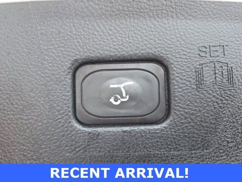 Used 2019 Ford Edge Titanium w/ Canadian Touring Package image 47