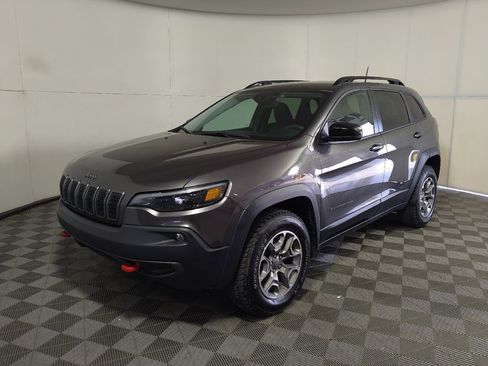 Used 2022 Jeep Cherokee Trailhawk w/ Sound & Nav Group AWD/4WD image 2