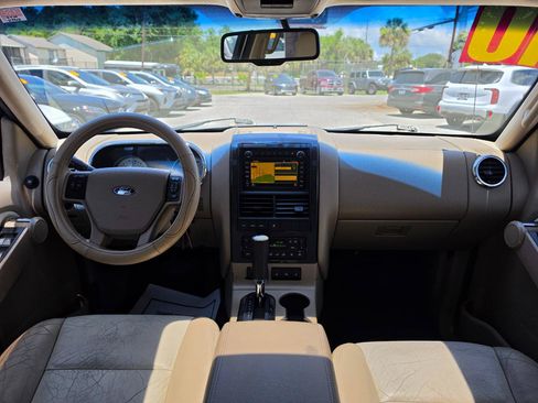Used 2010 Ford Explorer Sport Trac Limited RWD image 12