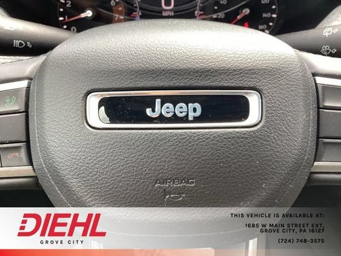 Used 2022 Jeep Compass Latitude AWD/4WD image 31