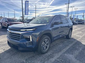 New 2026 Chevrolet Traverse LT w/ Driver Confidence Package video 3