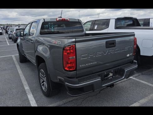Used 2021 Chevrolet Colorado W/T w/ Custom Special Edition AWD/4WD image 4