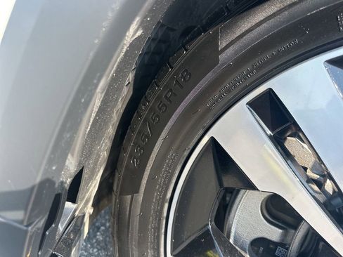 Used 2025 Mercedes-Benz GLA 250 image 32