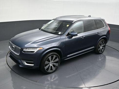 Certified 2022 Volvo XC90 T8 Inscription w/ Advanced Package image 18