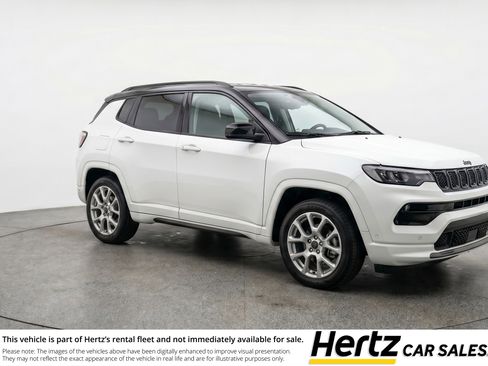 Used 2025 Jeep Compass Limited image 1