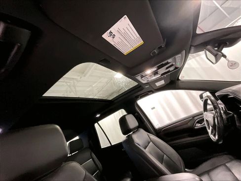 Used 2022 Chevrolet Tahoe Z71 w/ Luxury Package image 23