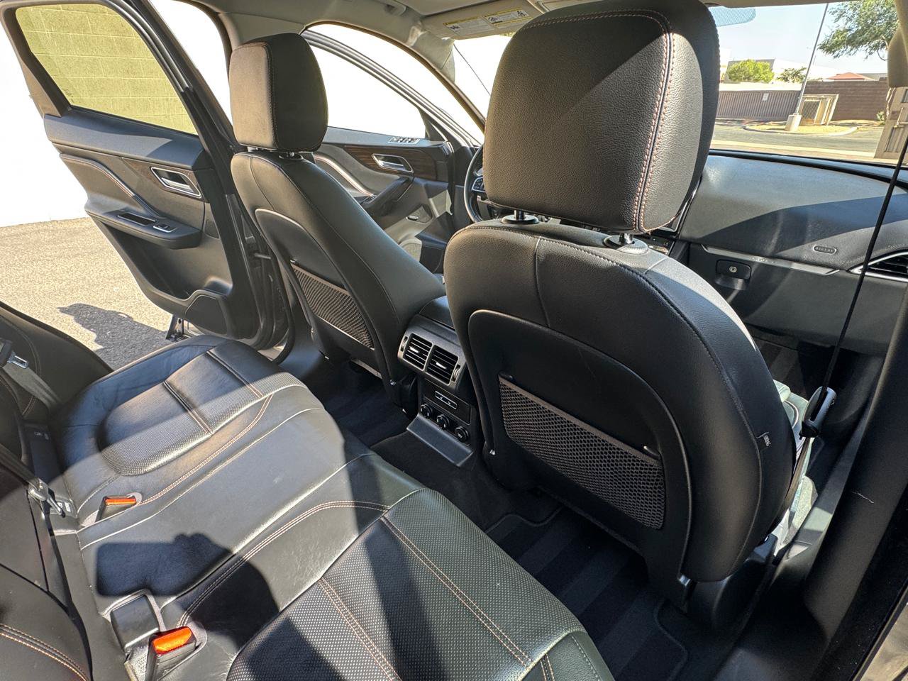 Used 2017 Jaguar F-PACE Prestige AWD/4WD image 26