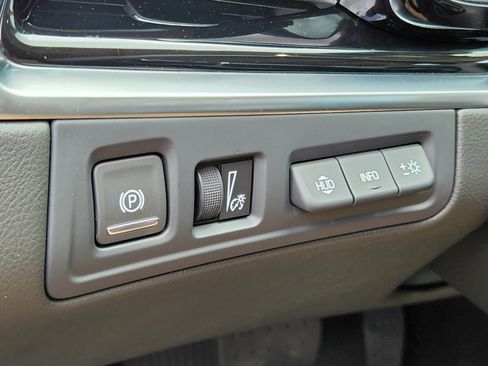 New 2025 Cadillac XT6 Premium Luxury w/ Platinum Package image 23