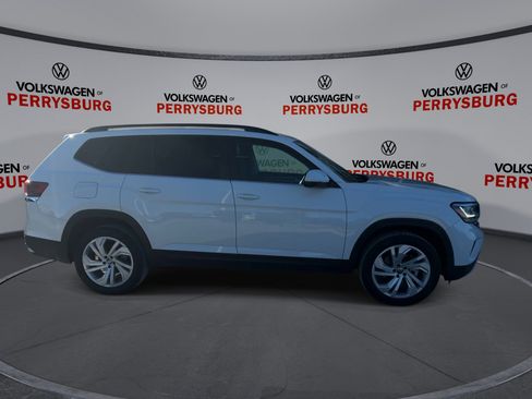 Certified 2023 Volkswagen Atlas SE image 9