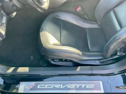 Used 2017 Chevrolet Corvette Stingray w/ 3LT Preferred Equipment Group image 37