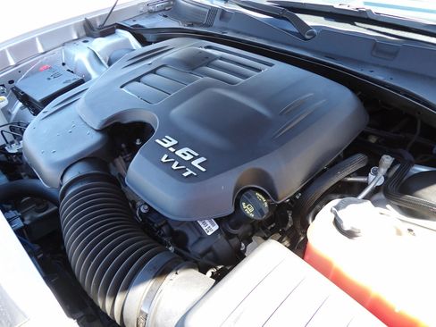 Used 2022 Dodge Charger SXT RWD image 23