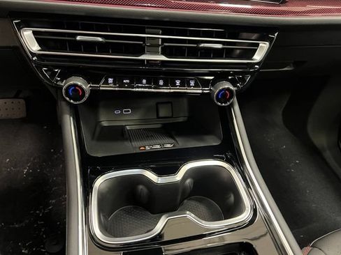 New 2026 Chevrolet Traverse RS AWD/4WD image 12