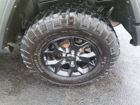 Used 2022 Jeep Wrangler Sport AWD/4WD image 13