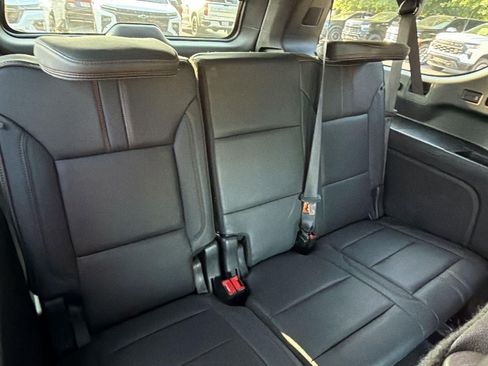 Used 2024 Chevrolet Suburban RST w/ Luxury Package AWD/4WD image 22