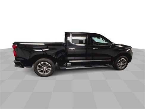 Certified 2022 Chevrolet Silverado 1500 High Country w/ Max Trailering Package image 9