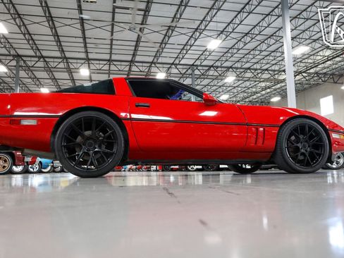Used 1989 Chevrolet Corvette Coupe image 36