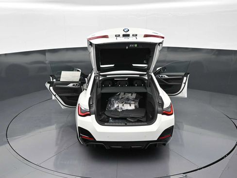 New 2026 BMW i4 eDrive40 w/ M Sport Package RWD image 34