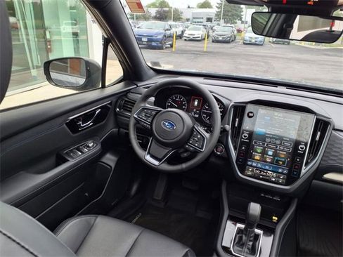 Used 2025 Subaru Forester Limited image 13